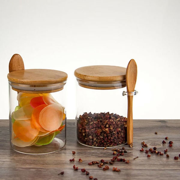 Буркан с лъжичка 0.700 л 10548